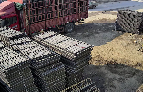 出风口百叶装车发货