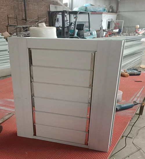 手动百叶窗生产车间