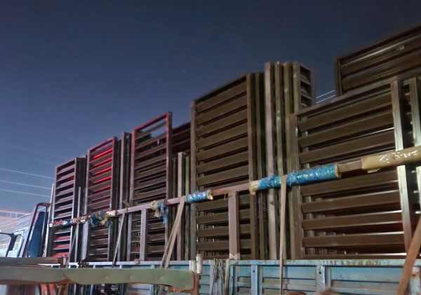 餐厅装饰百叶窗发货